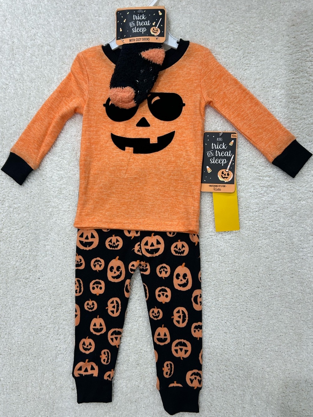 Trick or Treat Sleep Halloween Pumpkin Pajama Set Spooky 12 Month NWT Festive